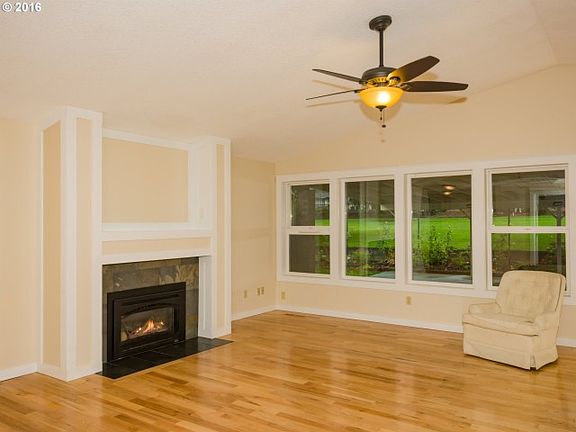 4th image of 15808 SE 35th St