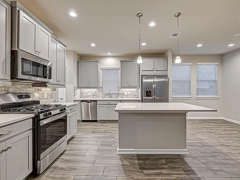 115 Sugar Peak Ct — Photo 11