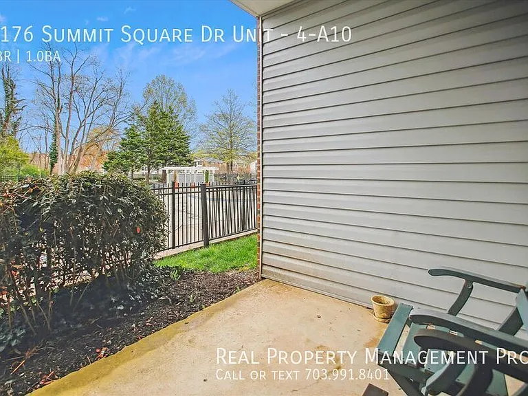 3176 Summit Square Dr #4-A10 — Photo 16