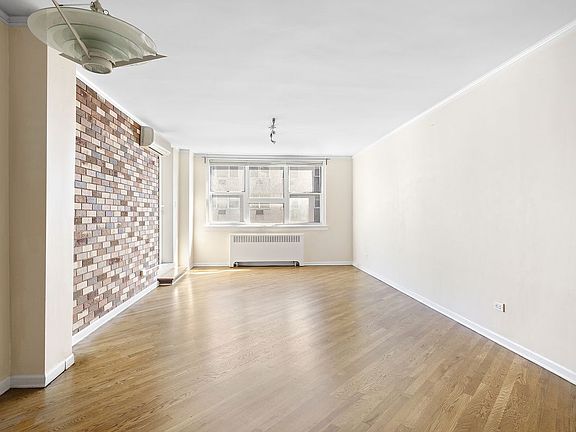 3rd image of 240 E 35th St APT 9G