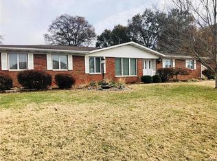 324 N Clinton St, New Baden, IL
