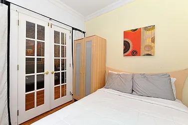 Rented by Eisenberg Exclusives