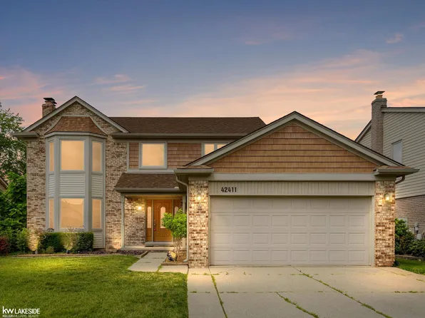 42411 Royal Ln, Clinton Township, MI 48038