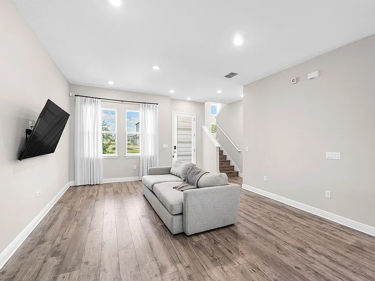10129 Pearson Ave — Photo 11