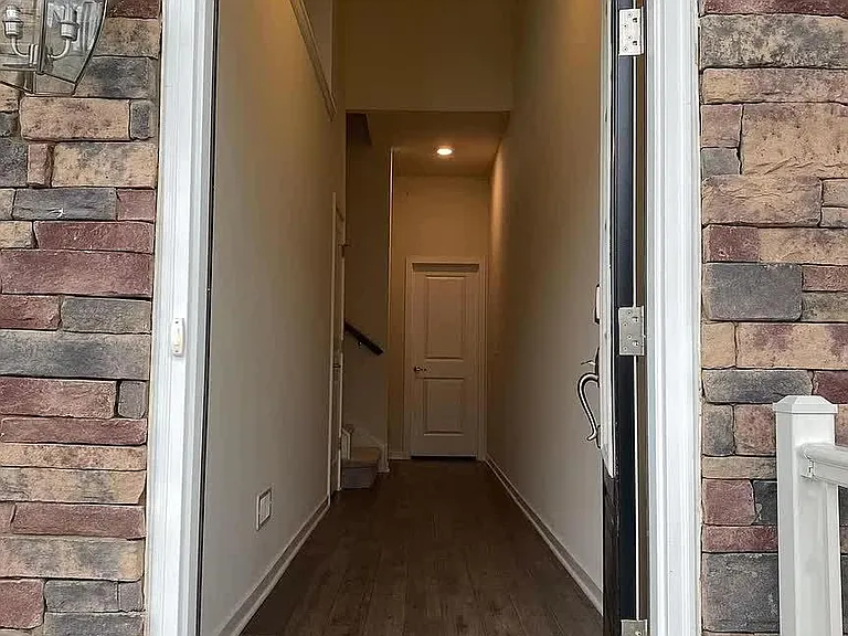 1817 Boulder Dr — Photo 3