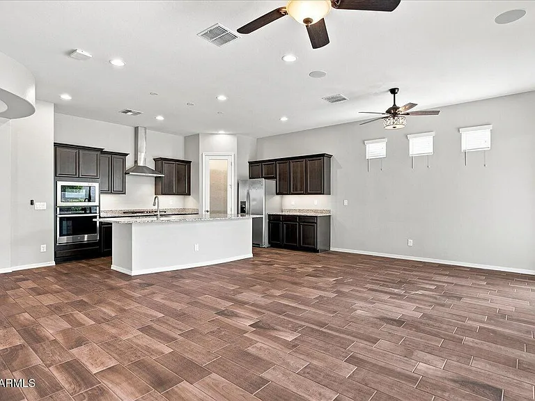 4325 E Boston St — Photo 17