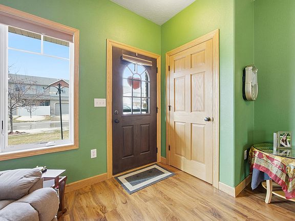 3rd image of 430 19th Ave W Unit A