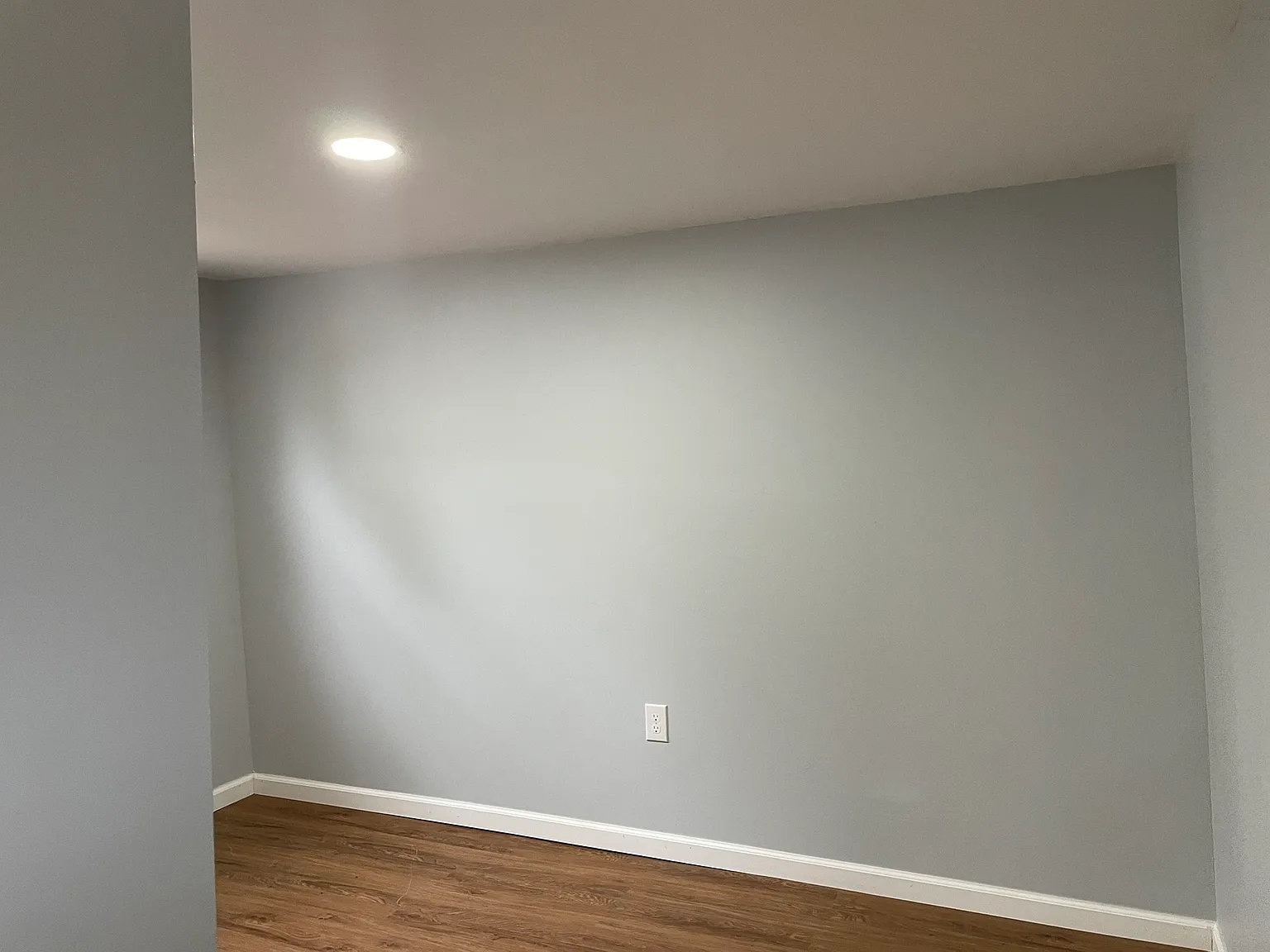 3 bed, 750 sqft, $1,275 — Photo 4
