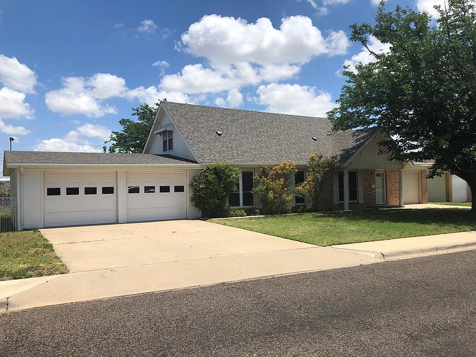 1st image of 3108 Dumont Dr