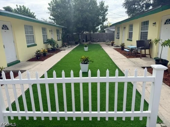 5631 10th Ave, Fort Myers, FL 33907