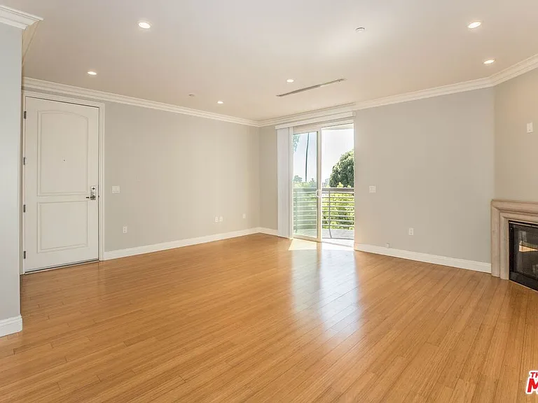 1283 Havenhurst Dr #306 — Photo 5
