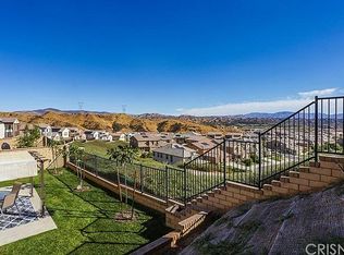 28984 W Hills Dr, Valencia, CA 91354