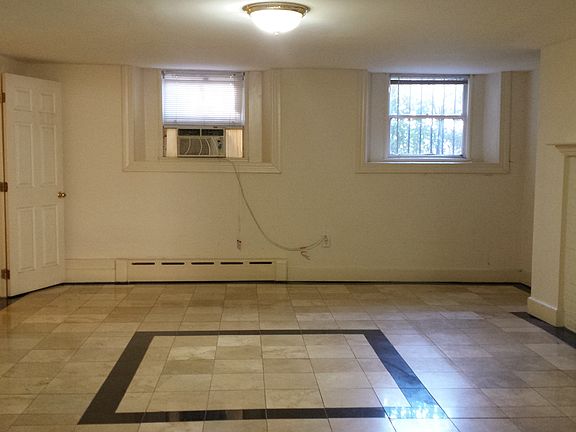 3rd image of 704 S Washington Sq #0