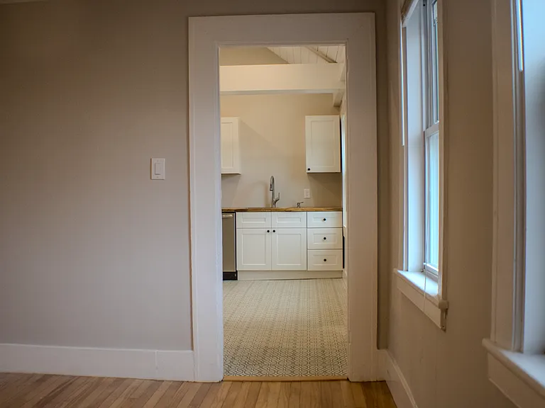 250 Ashburnham St — Photo 14