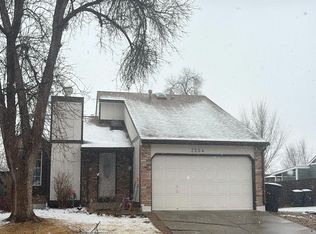 2504 Sunset Dr, Longmont, CO 80501