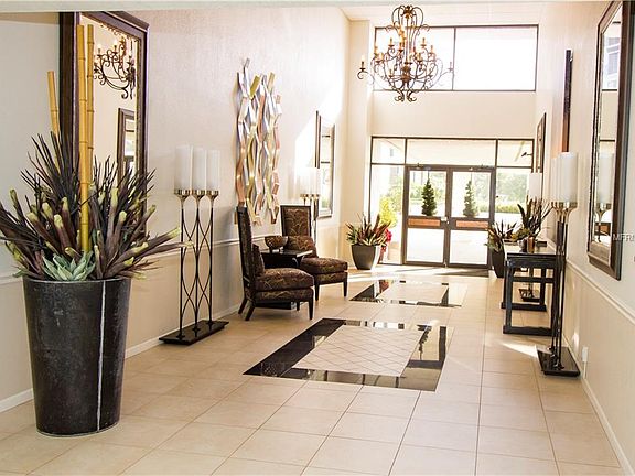3rd image of 8 Belleview Blvd APT 207
