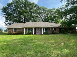 1218 Rolling Hills Dr, De Kalb, TX 75559