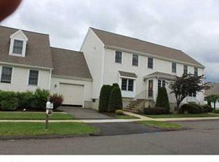 32 Pickering Ln, Wethersfield, CT 06109