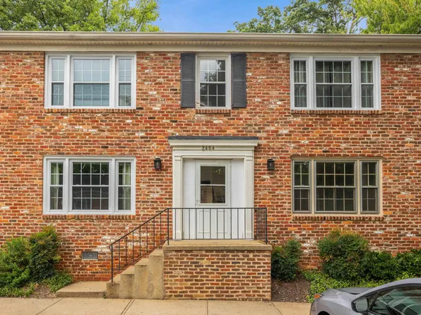 2404 Barracks Ct APT 1, Charlottesville, VA 22901