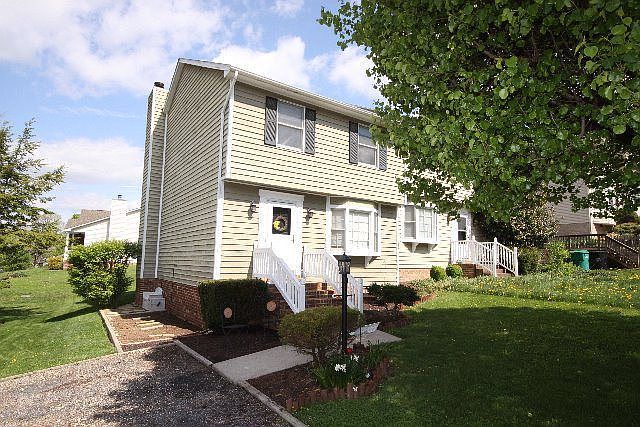 1st image of 1033 Sherwood Ct