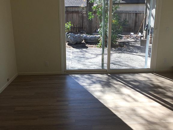 5th image of 1421 Las Positas Pl