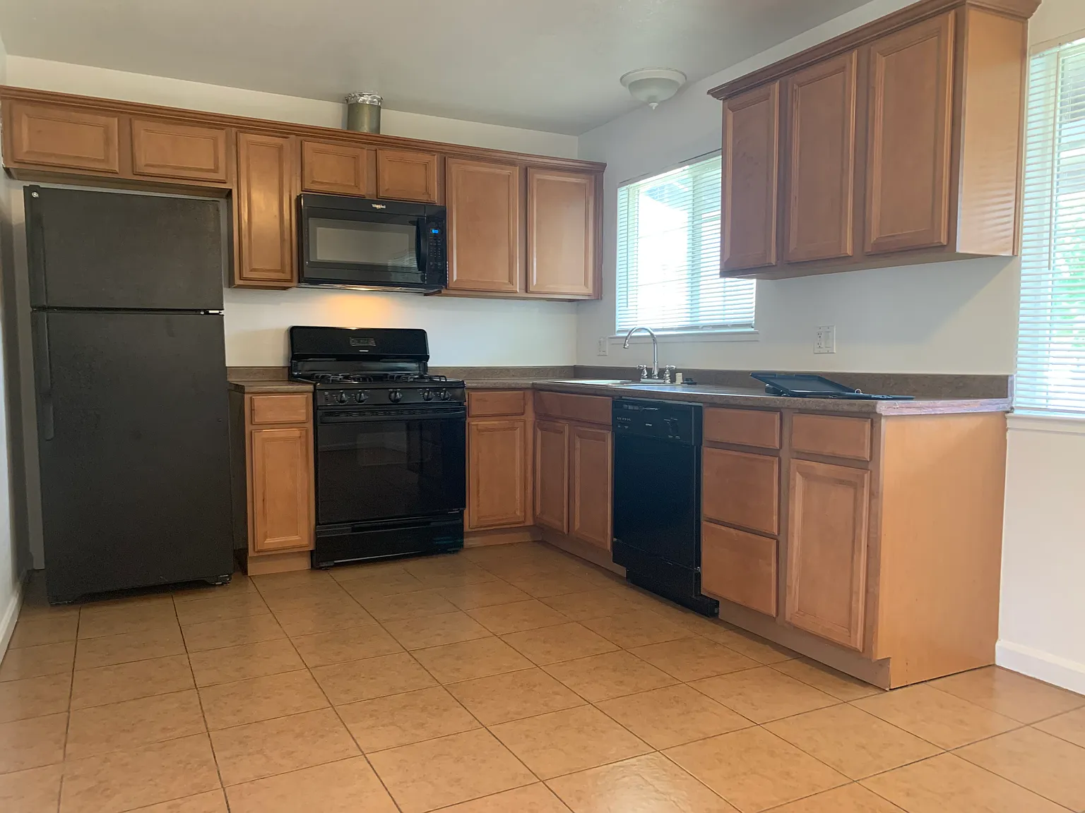 3bd 2ba Tracy Rental — Photo 3