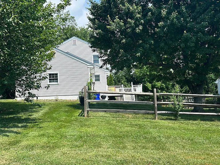 2425 Calf Run Dr — Photo 7