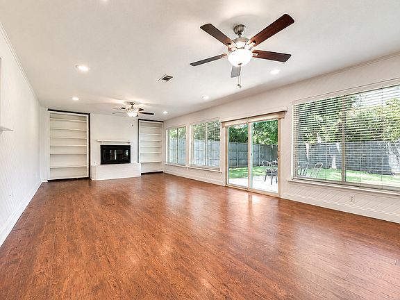 4th image of 8955 Boundbrook Ave