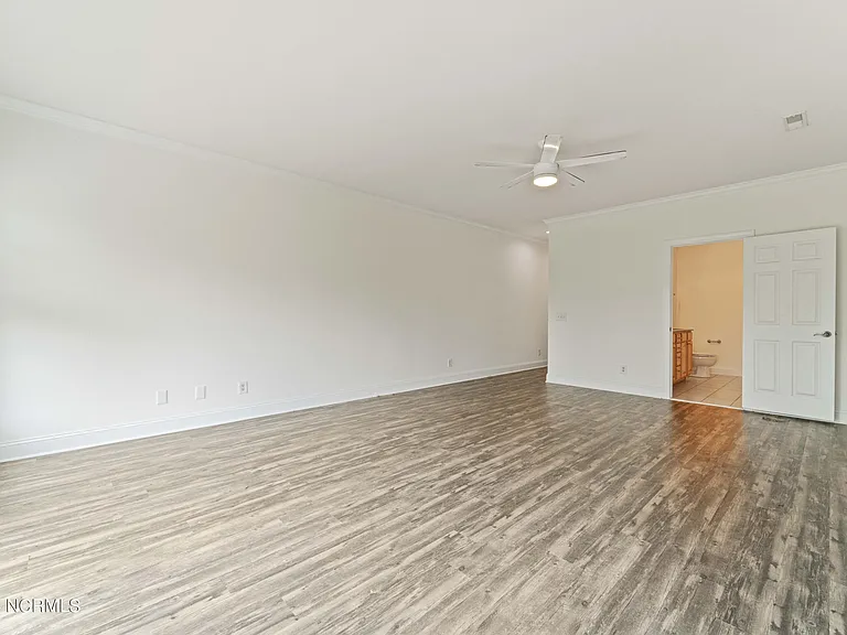 71 Court St — Photo 14
