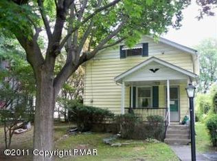 6 Club Ct, Stroudsburg, PA 18360