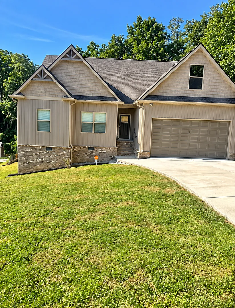 4010 Rogers Rd — Photo 1