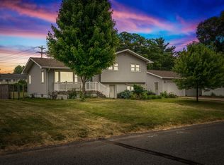 601 Gilster St, Onalaska, WI 54650