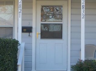 2821 Handley Dr, Fort Worth, TX 76112