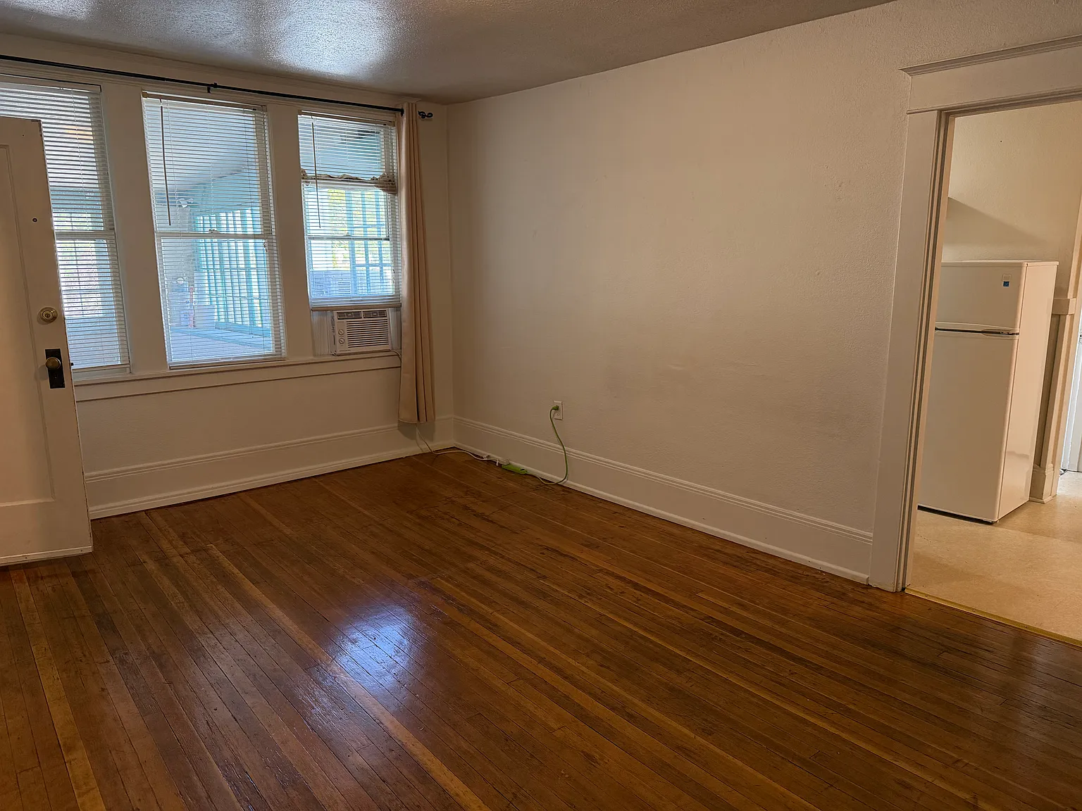 1 bed, 500 sqft, $900 — Photo 3