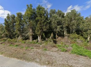 2704 36th St SW, Lehigh Acres, FL 33976