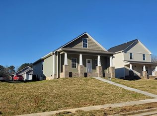 109 Arthur St, Dalton, GA 30721