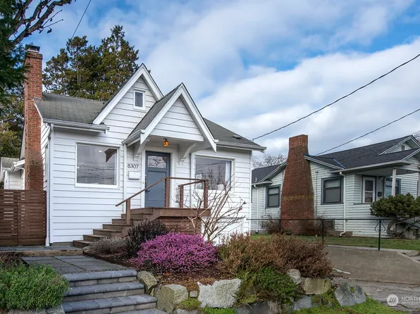 8307 10th Avenue NW, Seattle, WA 98117