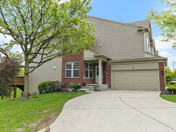 1566 Yellowstone Dr, Streamwood, IL 60107