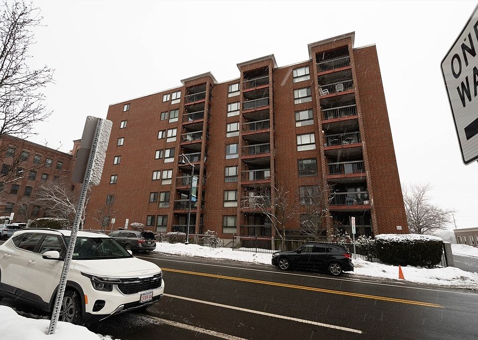 1st image of 60 Rantoul St APT 114N