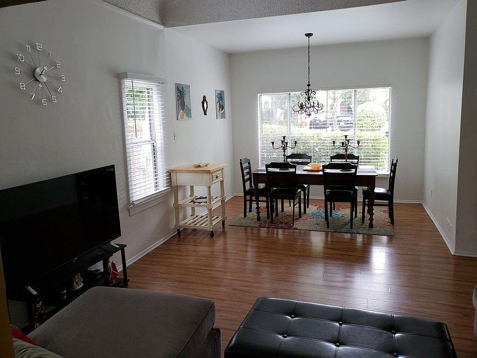 1st image of 1017 Havenhurst Dr