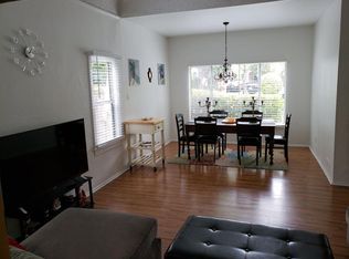 1017 Havenhurst Dr, West Hollywood, CA 90046