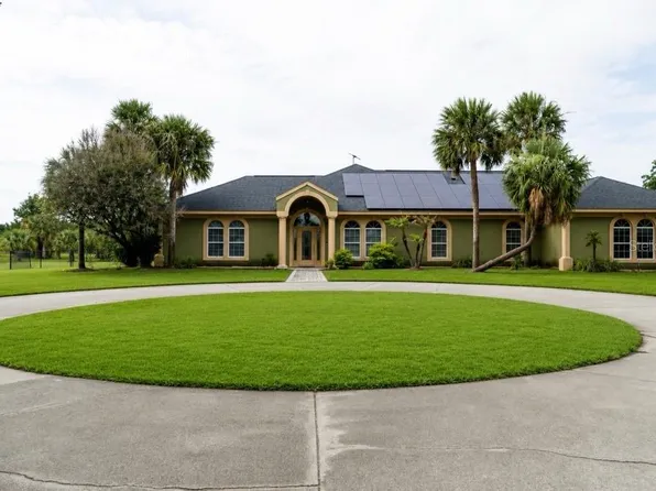 37180 County Road 452, Grand Island, FL 32735