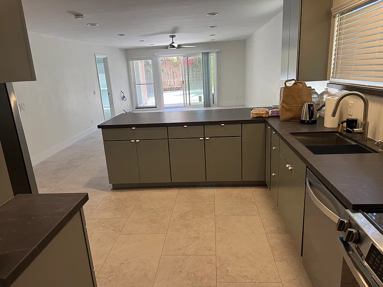 2600 Torrey Pines Rd #B19 — Photo 3