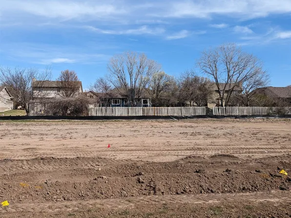 808 N Cedar Downs Cir, Wichita, KS 67235