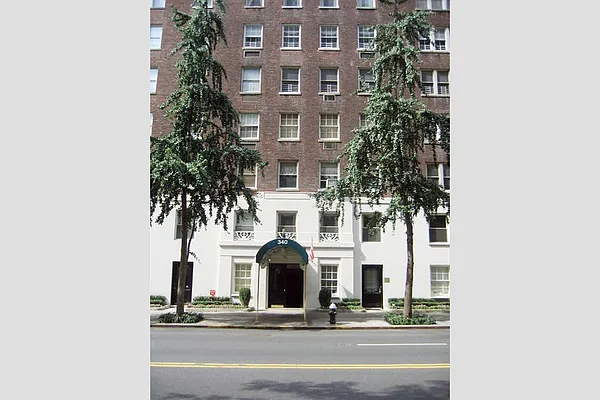 Sold by Stribling | media 3