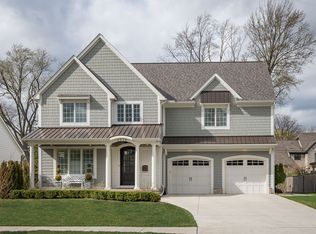 2379 Yorkshire Rd, Birmingham, MI 48009