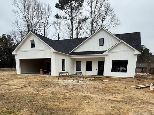 124 Redfearn St, Jefferson, SC 29718