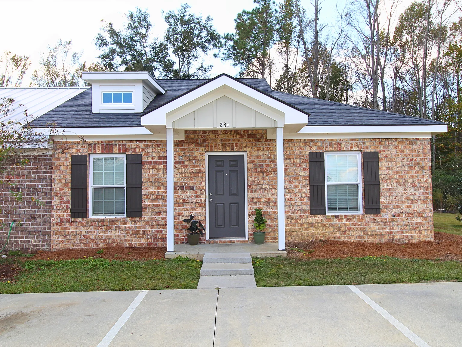 231 Waybill Circle - 1 — Photo 1