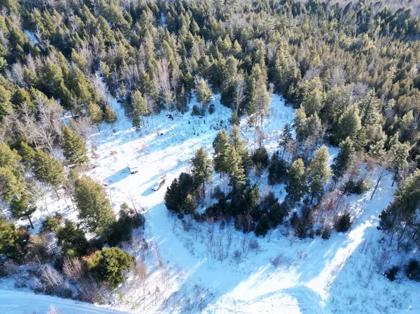 31 Timberview Drive, Burlington, ME 04417