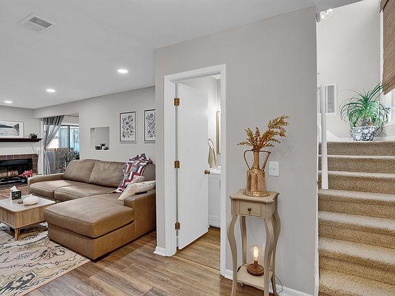 3rd image of 213 Mariners Row